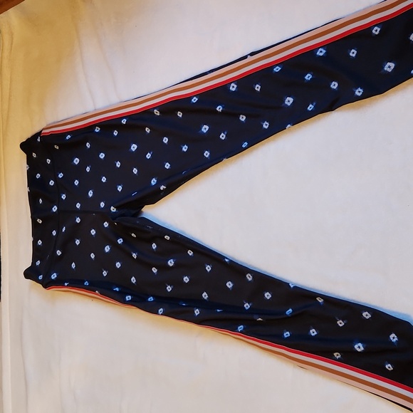 The Upside Activewear Yoga, Gym Full Leght  workout, Floral, leggings Sz 8 - Picture 4 of 8